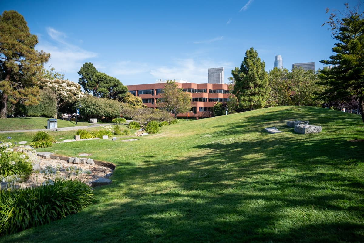 Levi's Plaza Park thumbnail